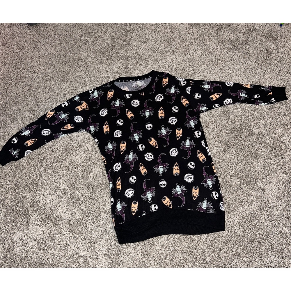the nightmare before christmas Sweatshirt Women Large Black Characters Face Jack